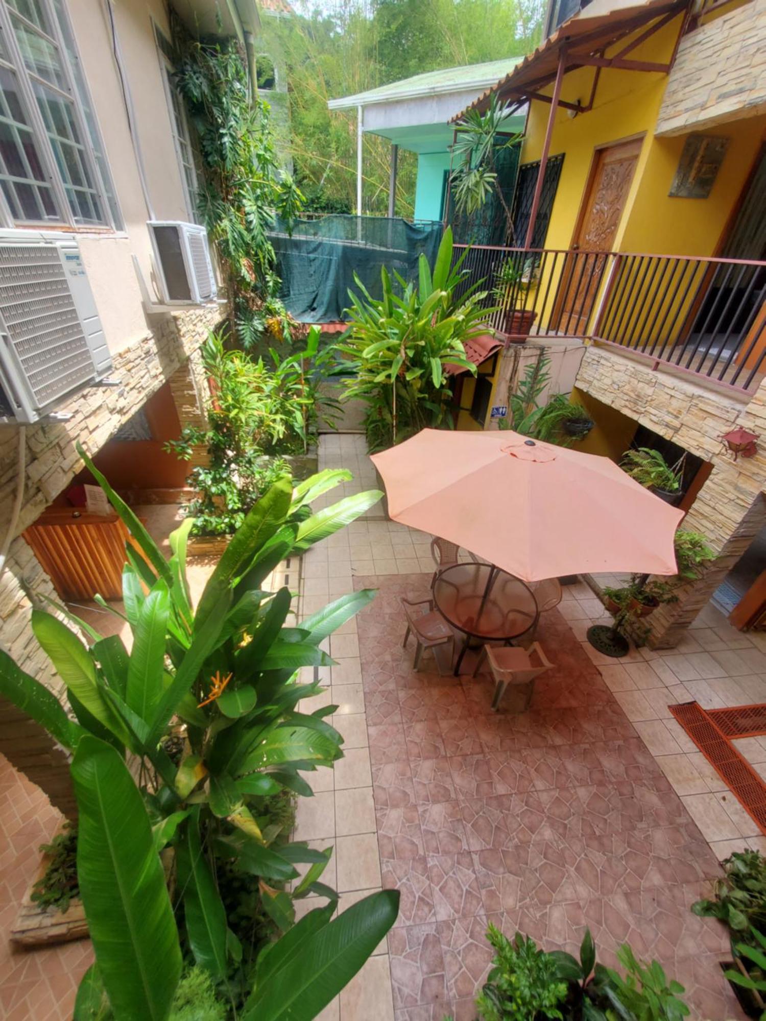 Hotel Villa Prats Manuel Antonio Bagian luar foto